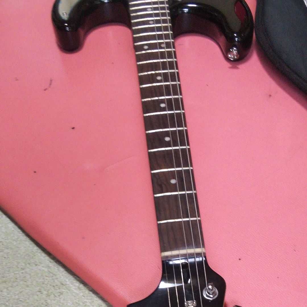 中古美品 スクワイヤースタンダードストラトキャスター