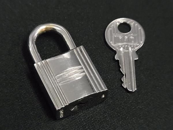HERMES エルメス カデナ 南京錠 パドロック 110 鍵 キー シルバー系 DB1683