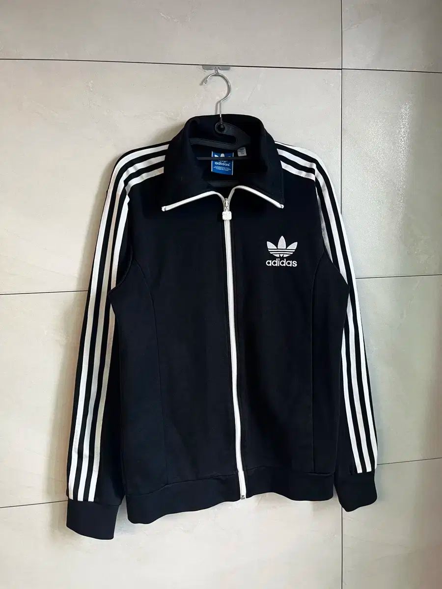 adidas アディダス ヨーロッパ ジャージ 黒 100 size