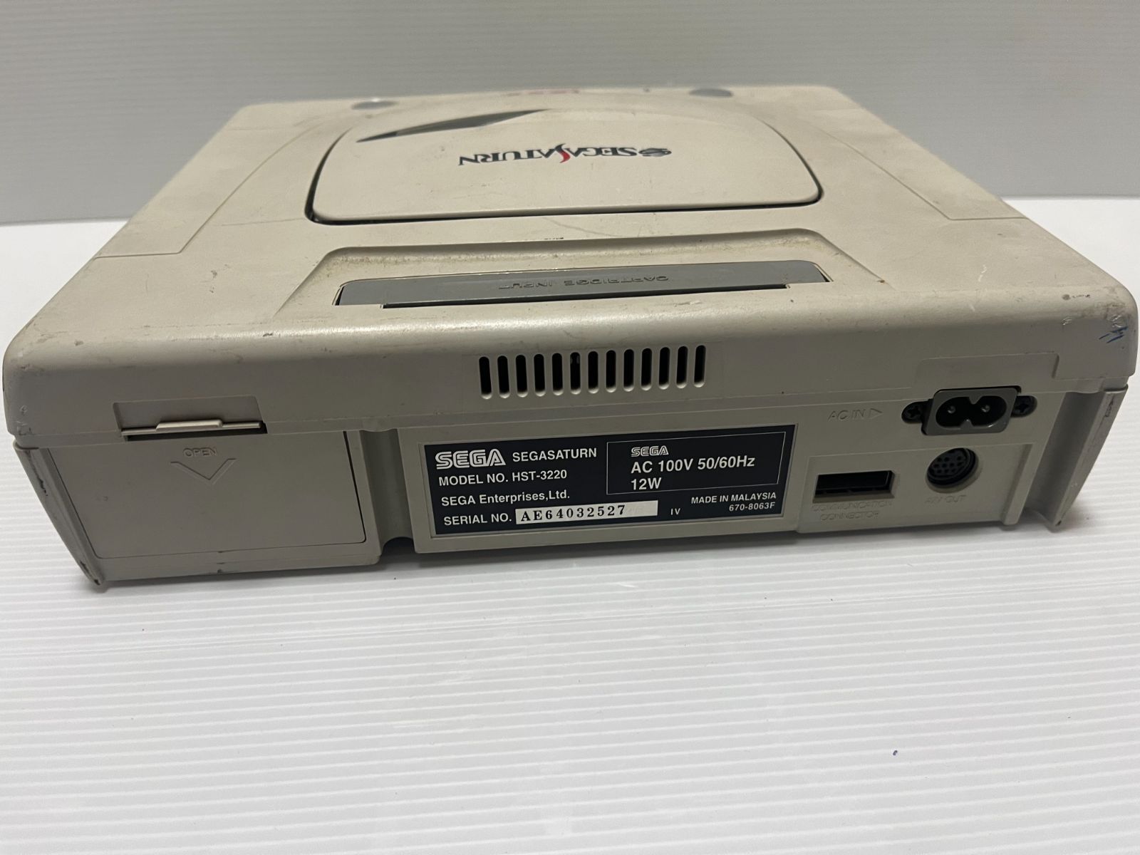 ジャンク品 通電確認済み SEGA SEGASATURN セガサターン 本体