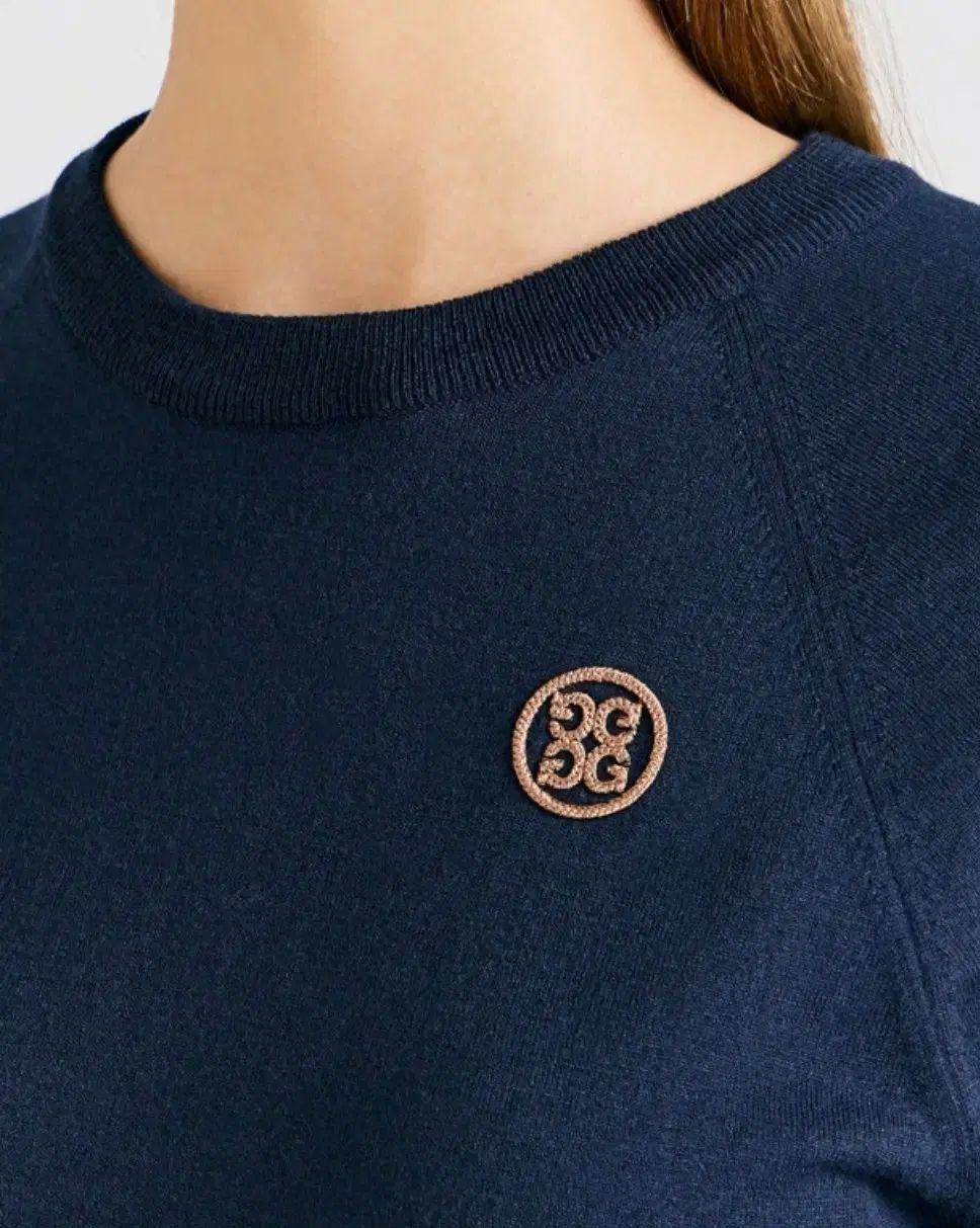 ラウンドネック