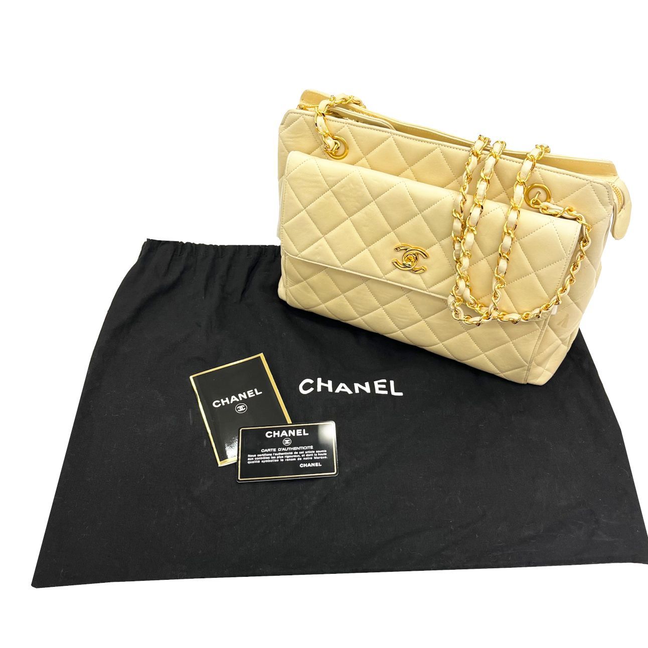 シャネル　マトラッセ　トートバッグ　ベージュ×ゴールド　ラムスキン　3番台 CHANEL - シャネル マトラッセ トートバッグ ベージュ×ゴールド