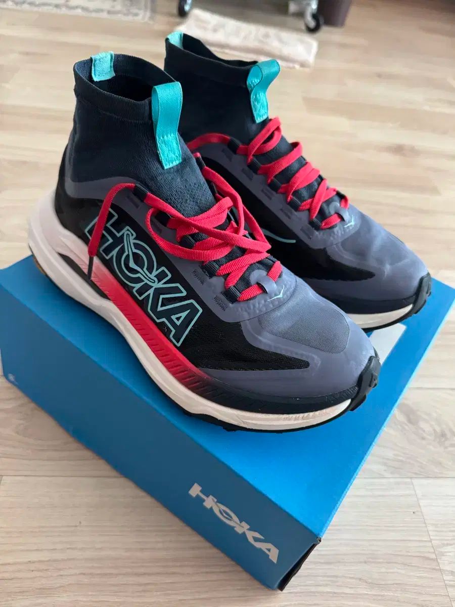 HOKA ONE ONE ホカオネオネ テクトン x3 250