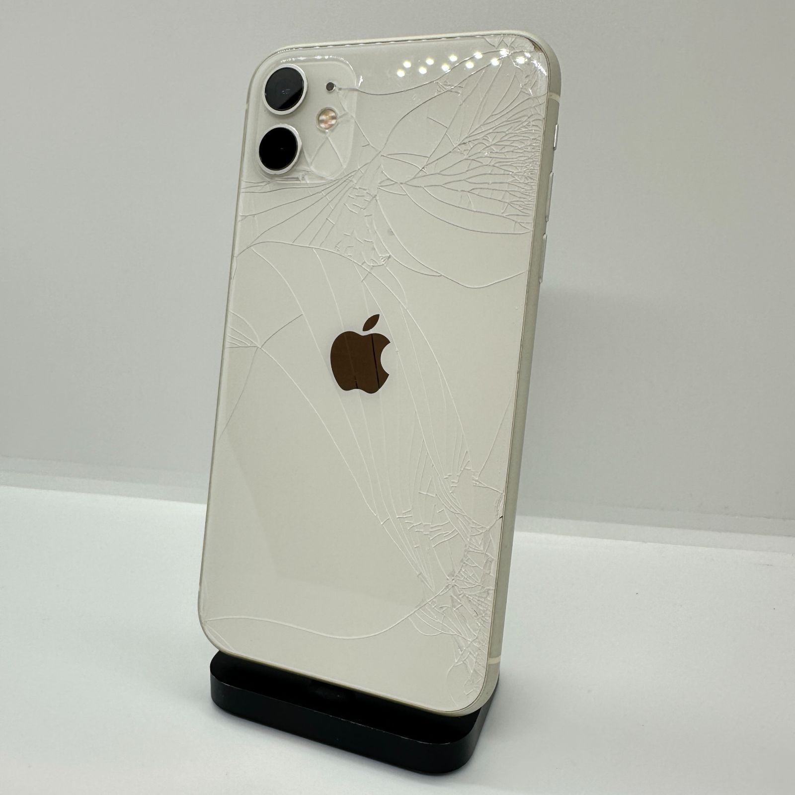 激安ジャンク】iPhone11 256GB ホワイト【SIMロック解除済み】 - メルカリ