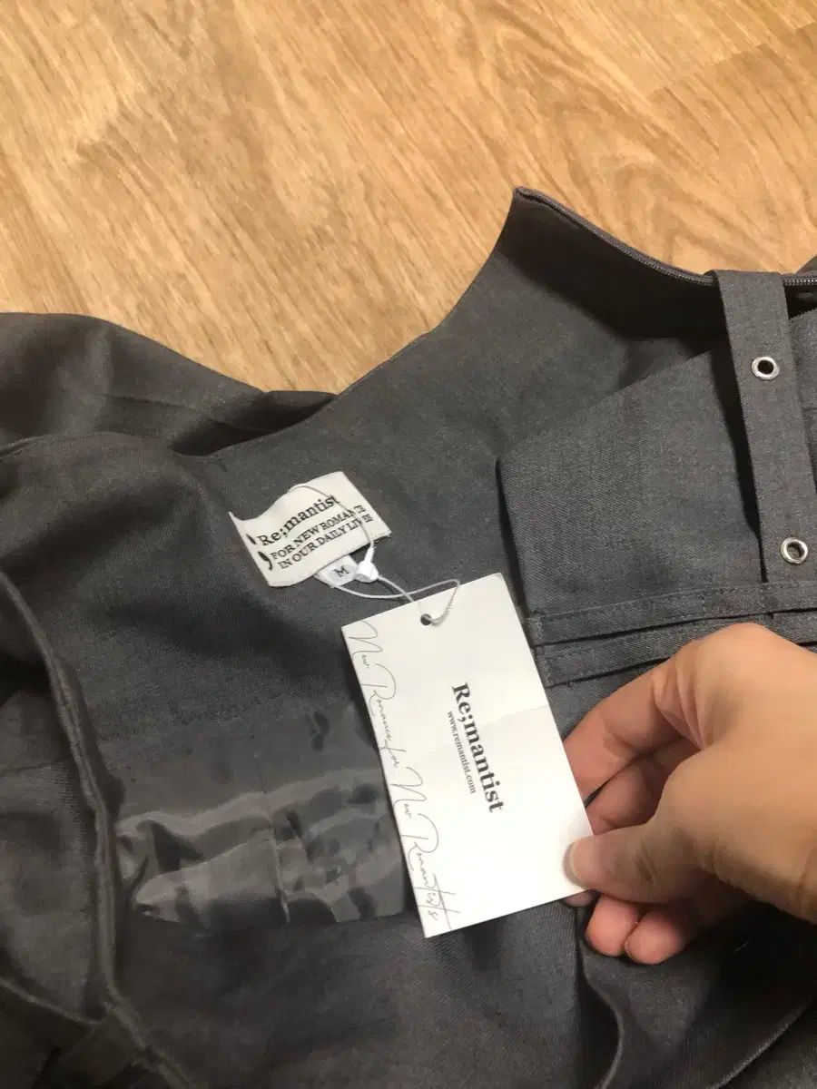  REMANTIST リマンティスト double belted pleats long skirt g その他 ひざ丈スカート