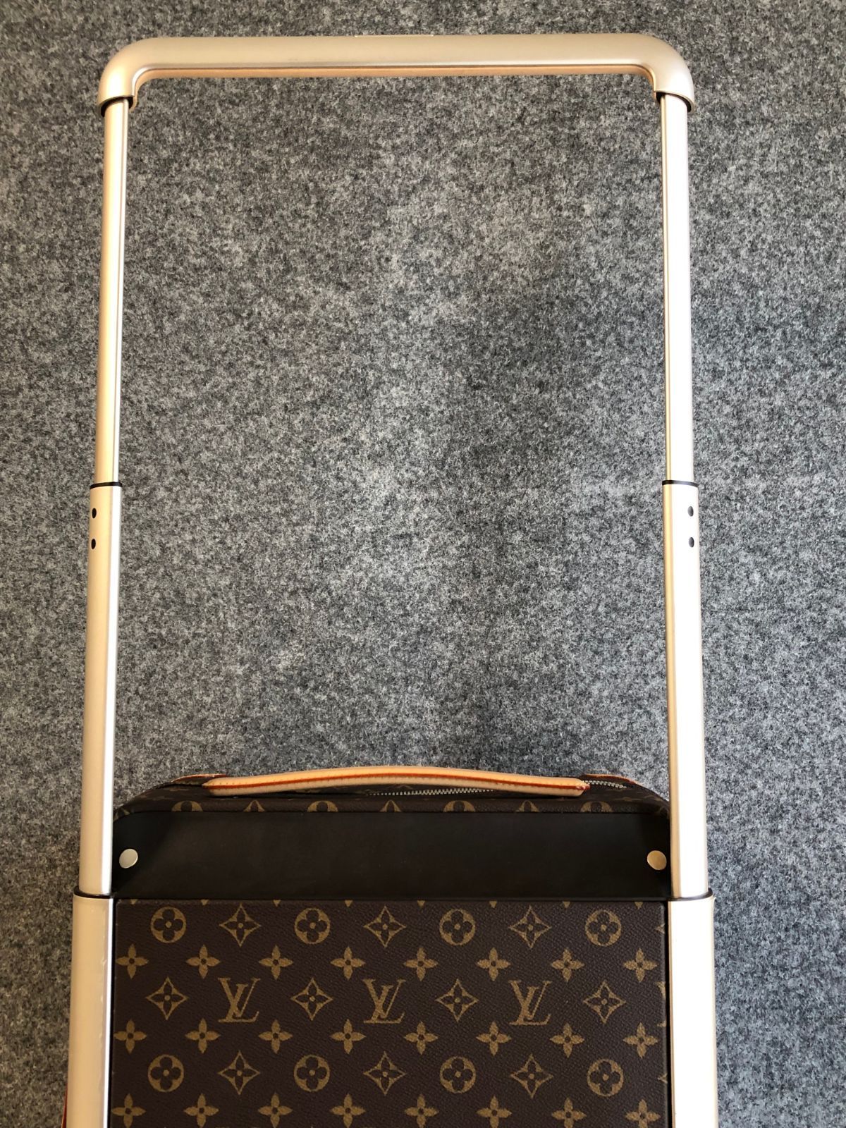 【本物保証】ルイ・ヴィトン Louis Vuitton ホライゾン55 キャリーケース 旅行鞄 TSAロック キャリーバッグ モノグラム ブラウン M23203【中古】