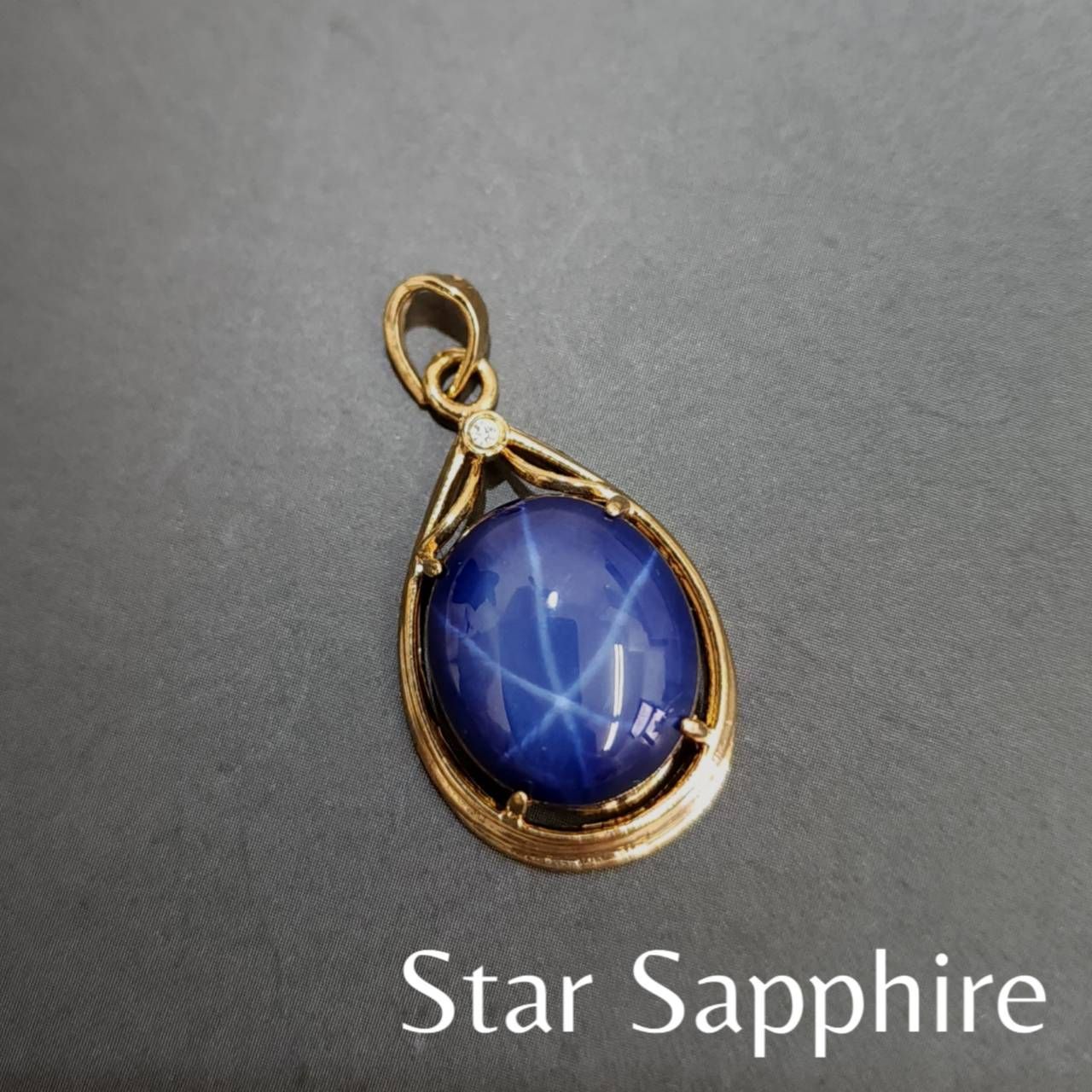 18K? マークスターサファイア　ネックレストップ スターサファイア ペンダントトップ 18K？刻印 アクセサリー 色