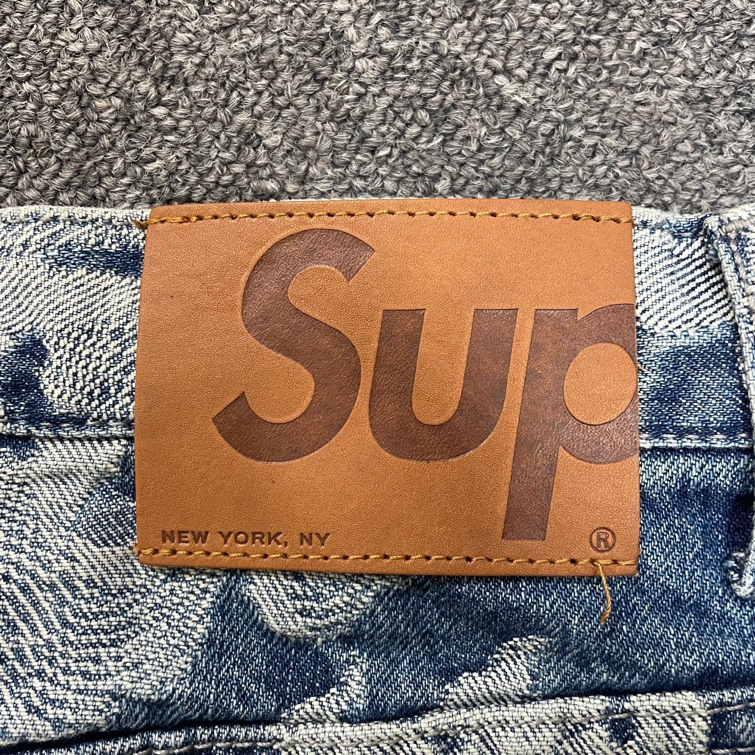 パンツ Supreme Flames Jacquard Denim Short Supreme Flames Jacquard Baggy Denim Short Washed Red Men's