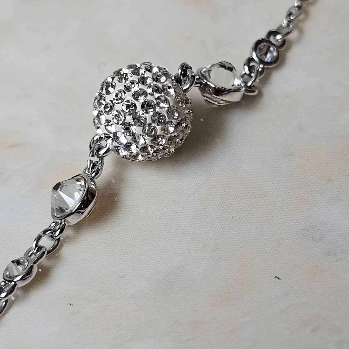 箱付き極美品】SWAROVSKI スワロフスキー ロングネックレス 