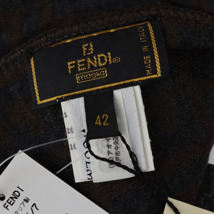 FENDI フェンディ ニットキャップ 9216 7 ウール100％ グレー系