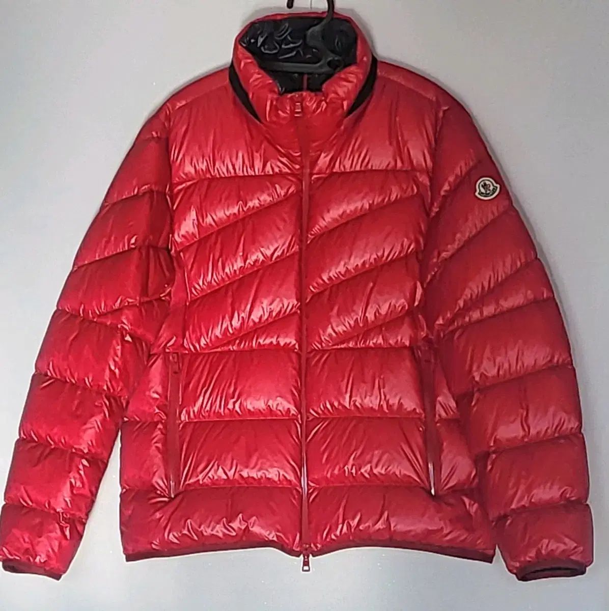 moncler 軽量 ダウンジャケット