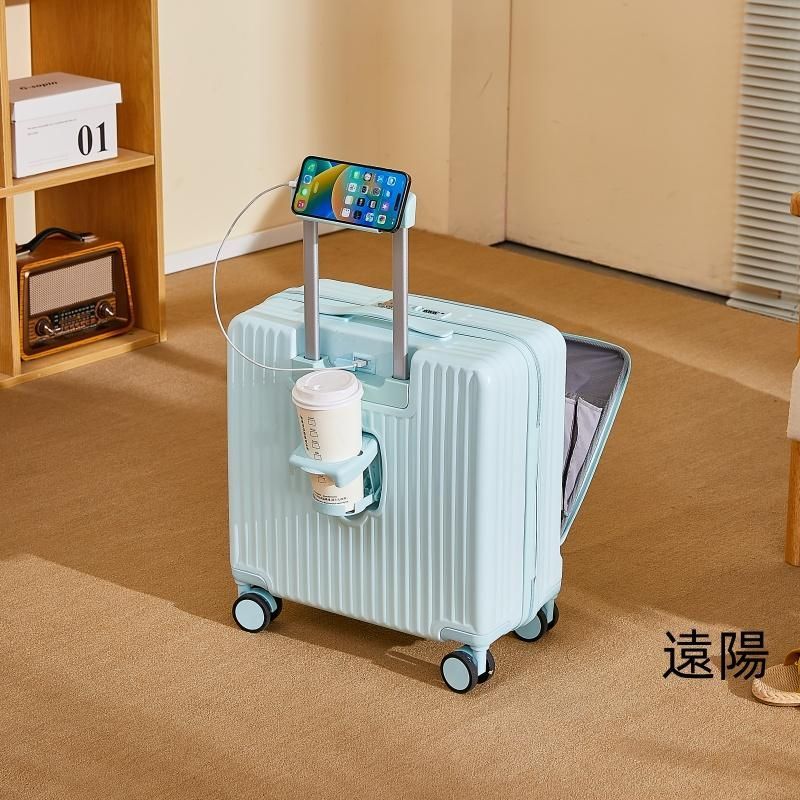 充電口 カップホルダー付き