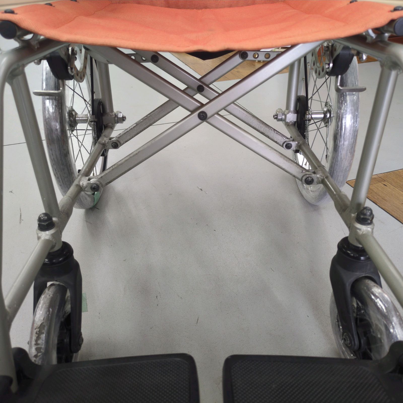 むぎ　介助車いす　ライト　軽量　折りたたみ　標準型　座幅42cm　ミキ むぎ様専用 介助車いす ライト 軽量 折りたたみ 標準型 座幅42cm