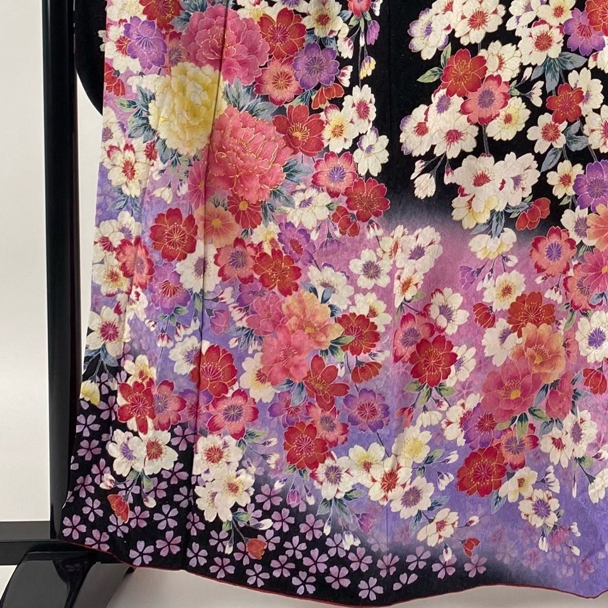 振袖 身丈162.5cm 裄丈66cm M 袷 牡丹 桜 銀通し 金彩 黒 正絹