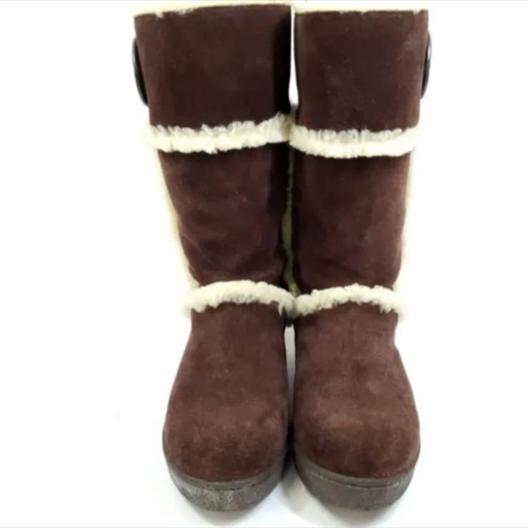 ダークブラウン