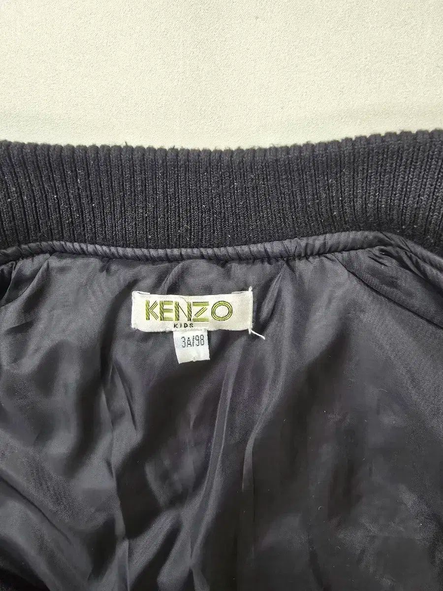  KENZO キッズ 黒 スタジアム ジャケット その他 ジャケット ブルゾン