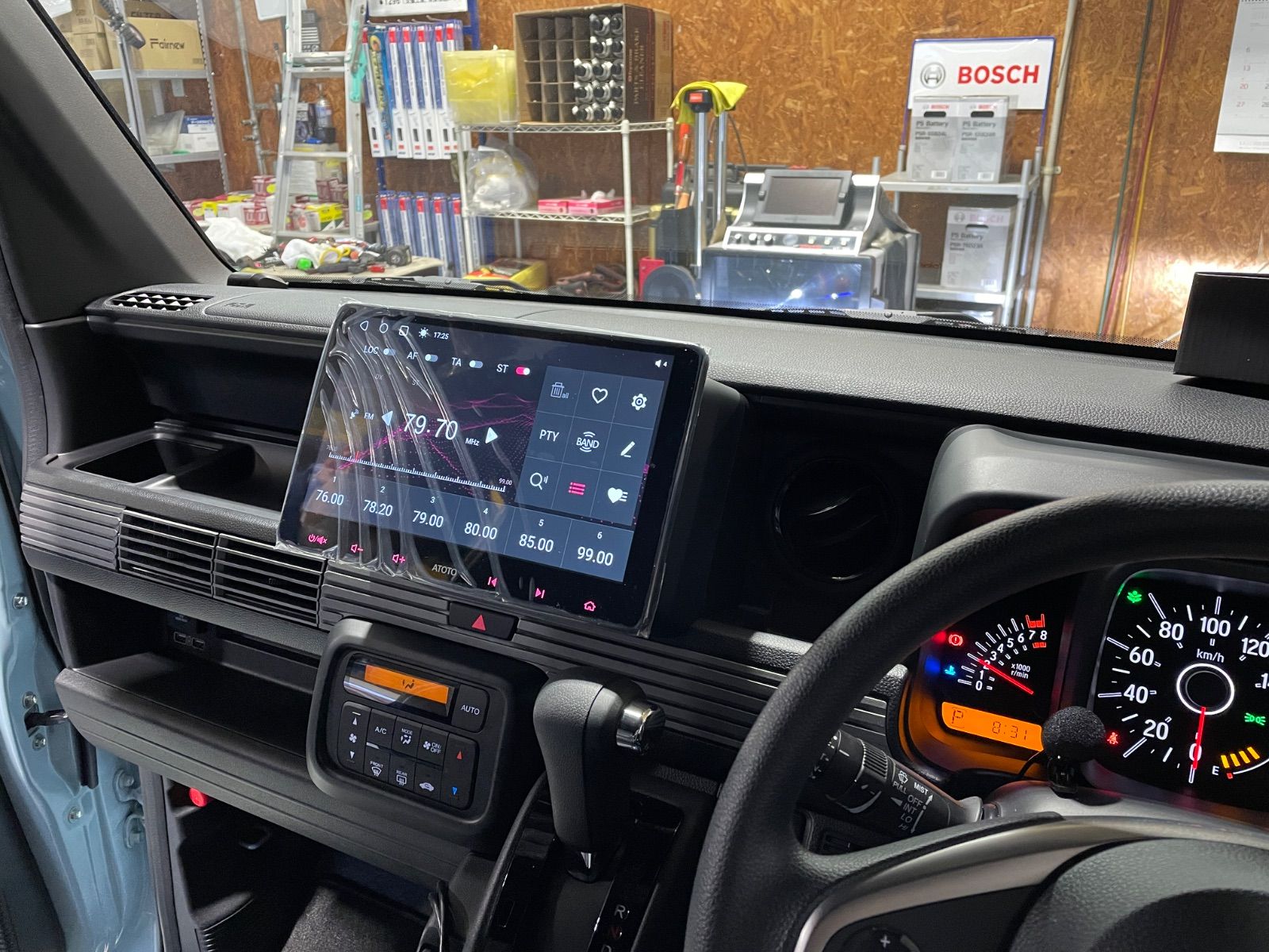 フラッグシップ10インチAndroidナビ