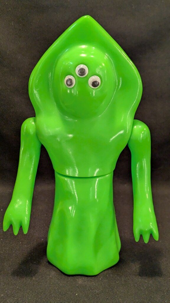 MIXTURE TOYS 3目ートルの宇宙人 軟質 黄緑成型 - メルカリ