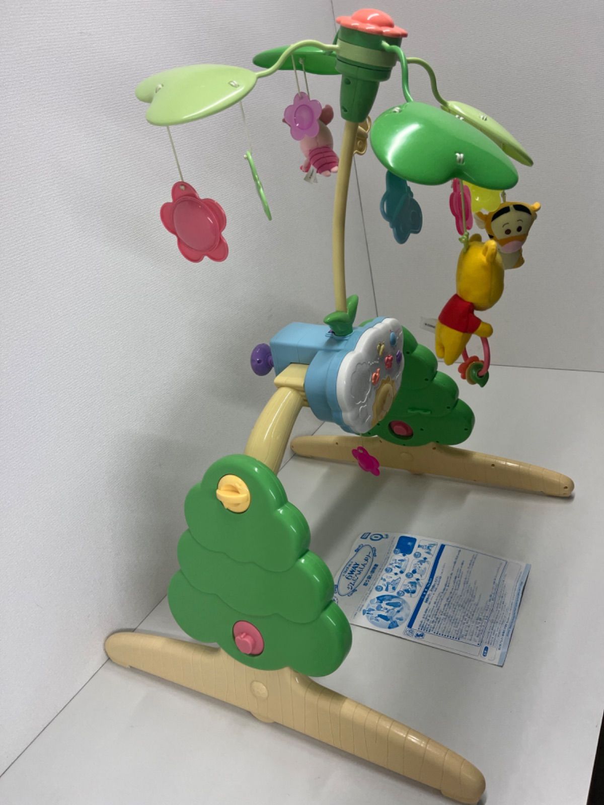 ③ タカラトミー ディズニー くまのプーさん 6WAY ジムに