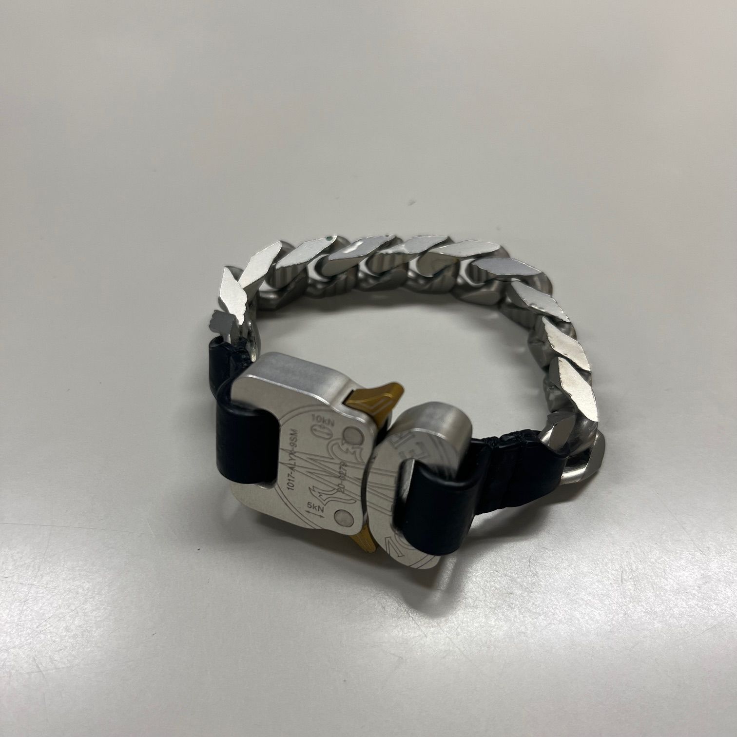 ALYX アリクス モンクレール コラボ バックル ブレスレット 