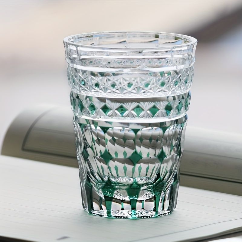 室温での冷たい飲み物に適しており
