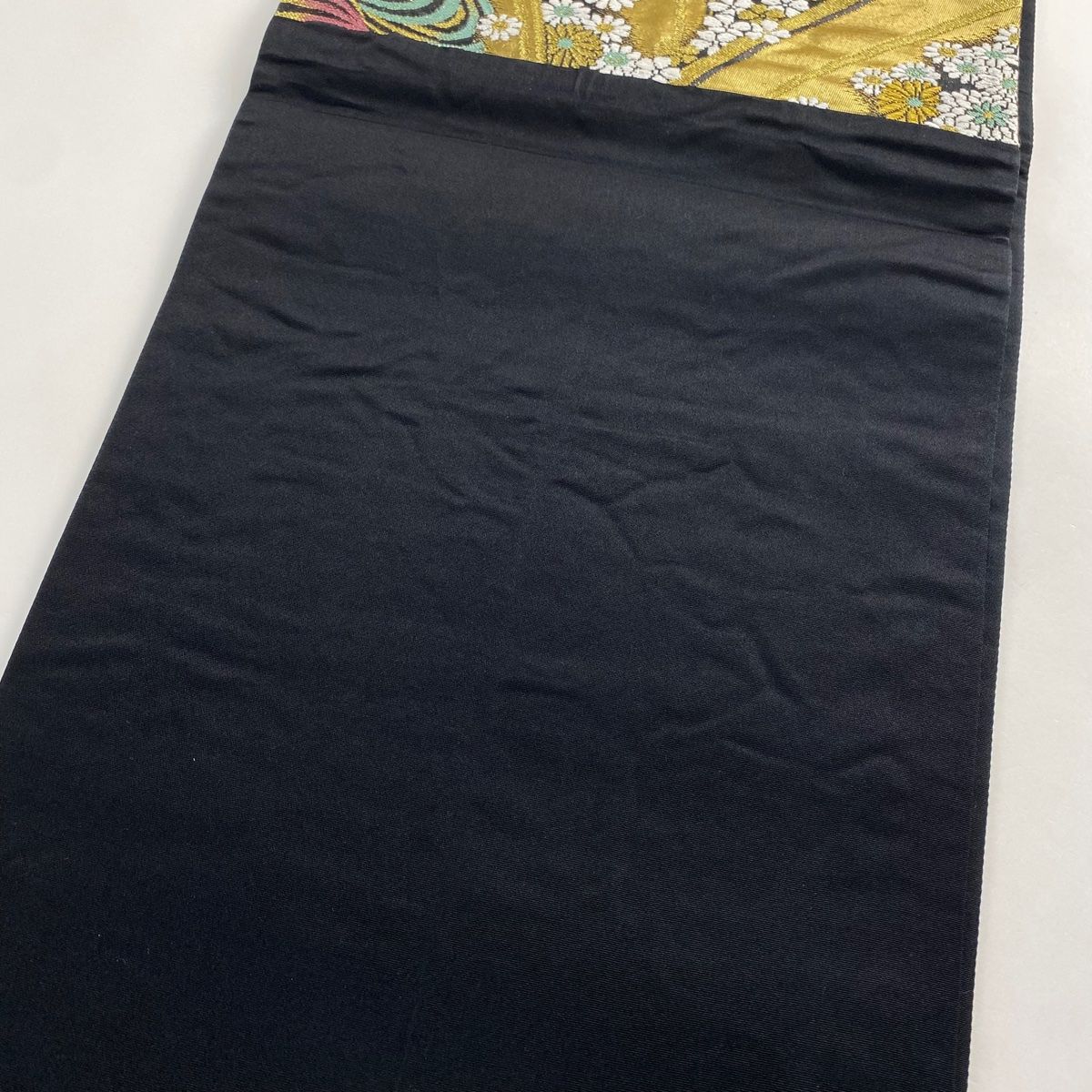 袋帯 美品 龍 華文 金糸 箔 黒 六通 正絹　訪問着　ブラック　ドラゴン　竜 袋帯 秀品 鶴 草花 金糸 箔 黒 六通 正絹 【中古】 - メルカリ