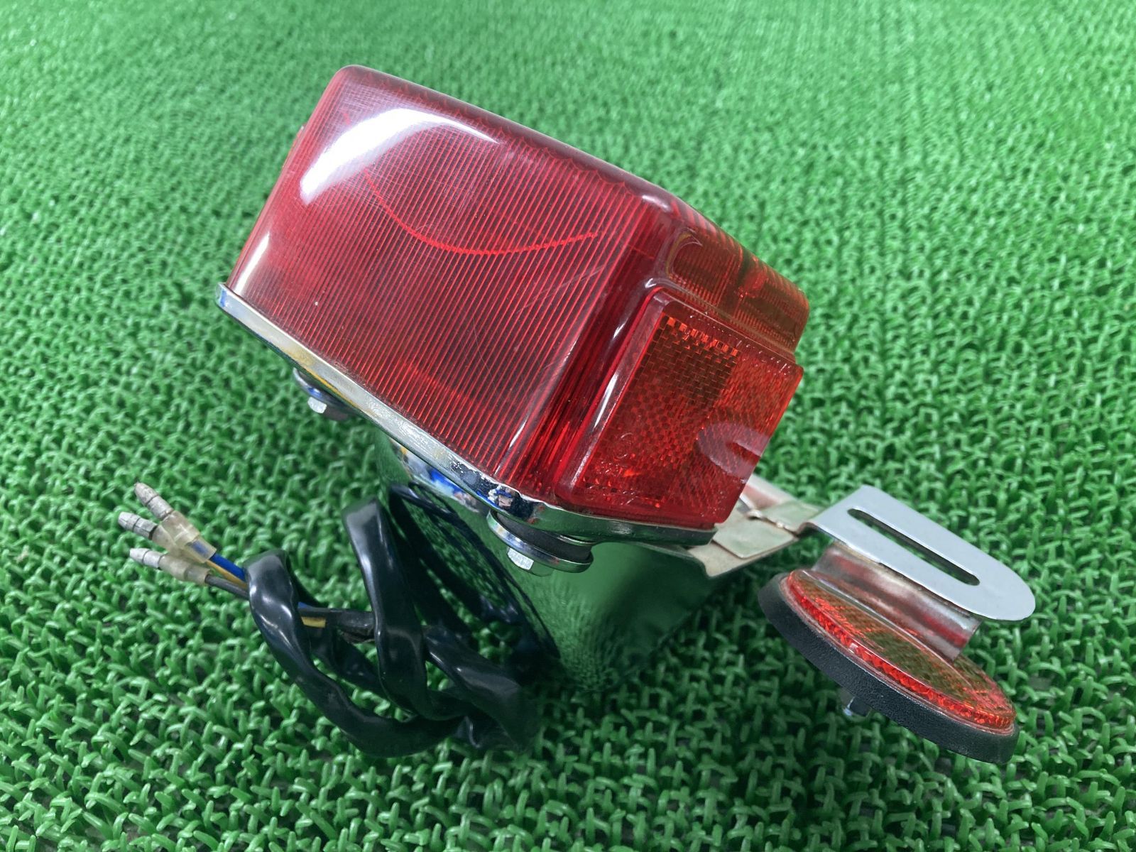 SR400 純正テールランプ sr400 純正リアフェンダー xs1 テールランプ