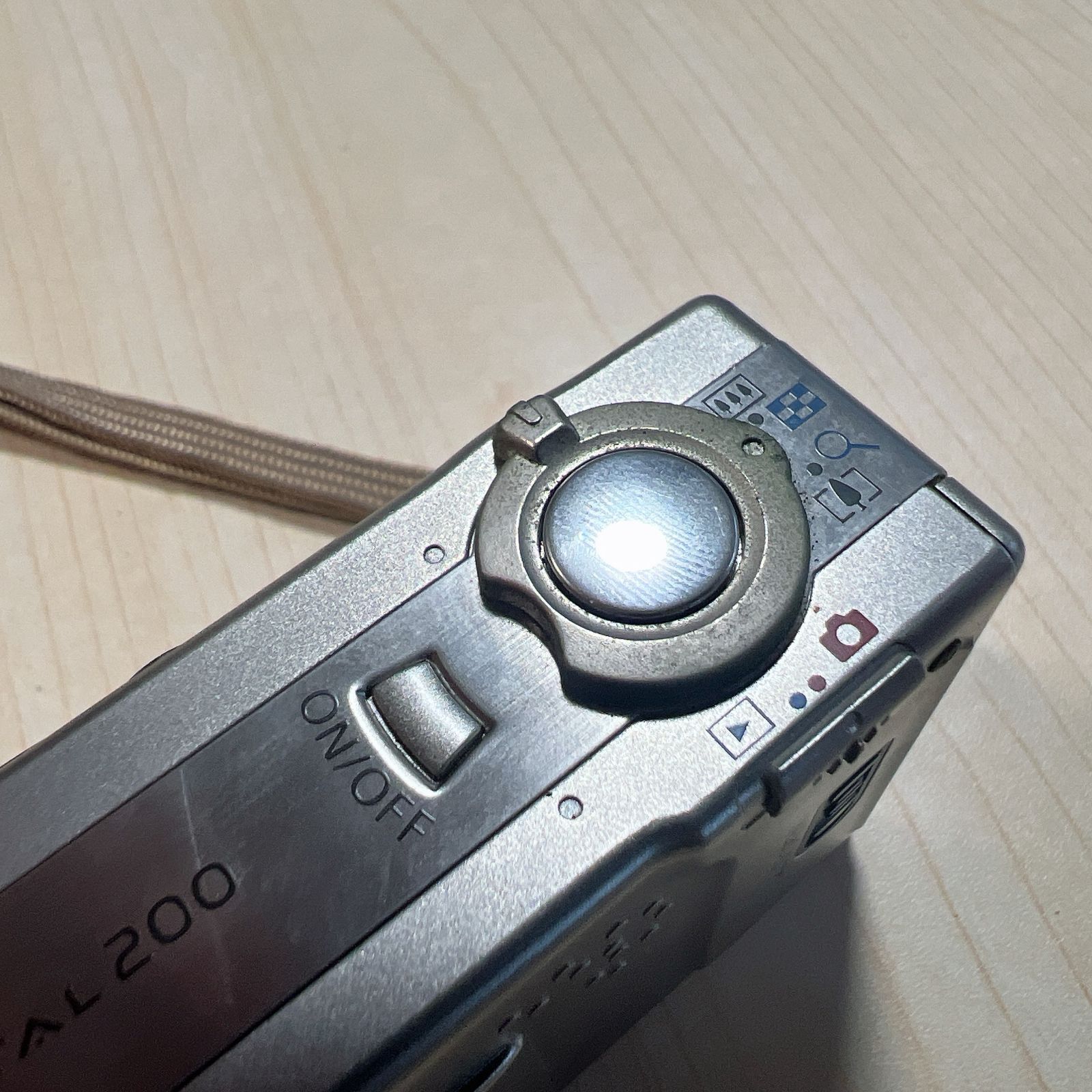Canon IXY DIGITAL 200 デジタルカメラ バッテリー付 - メルカリ