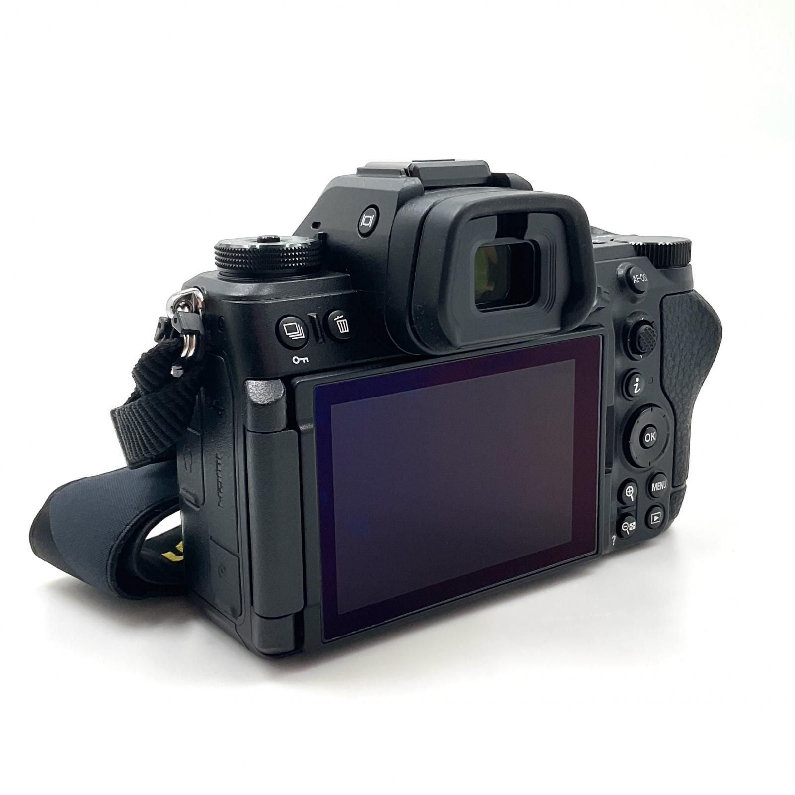 Nikon デジタル一眼 Z6III ボディ ブラック 美品 動作確認済