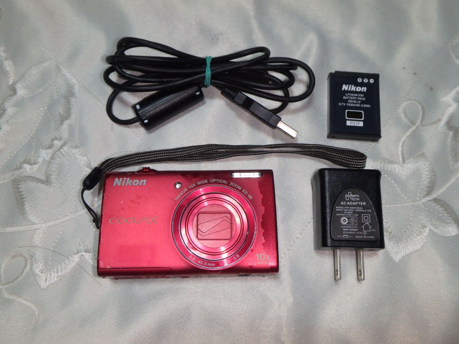 動作品 NIKON S6200 COOLPIX デジタルカメラ