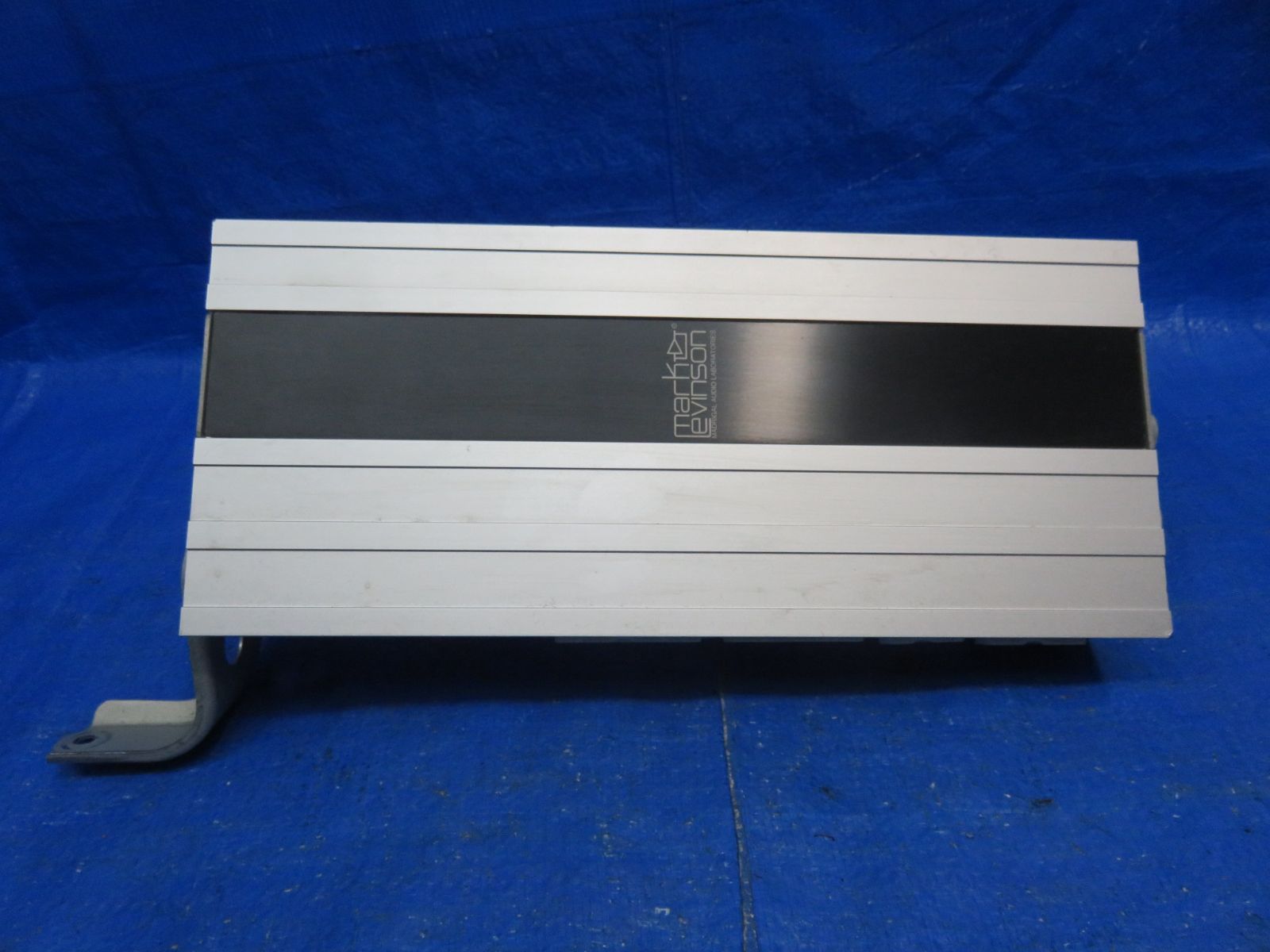 美品 SC430 ソアラ 40 マークレビンソン アンプ 86280-0W070 自動車 美品 SC430 ソアラ 40 マークレビンソン アンプ 86280-0W070