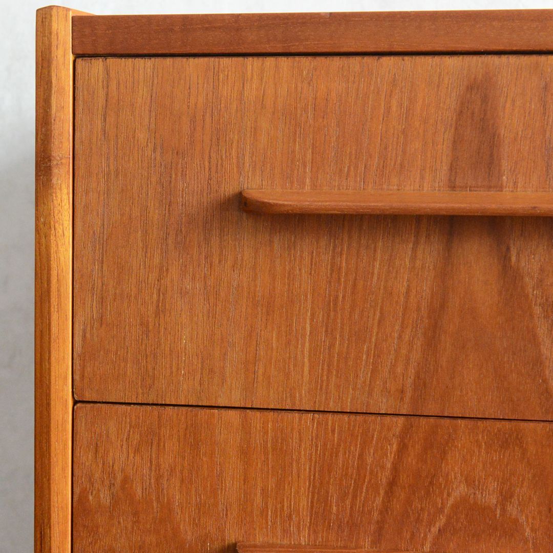 ３段チェスト 鍵付