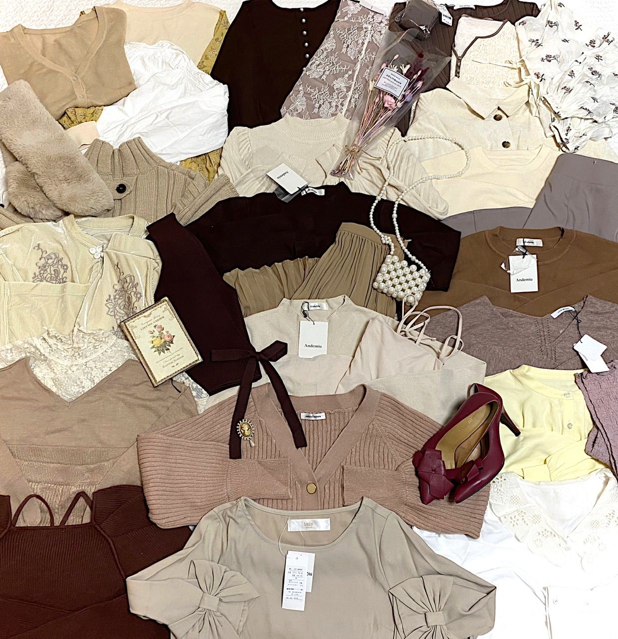ラテベージュカラー*°大人かわいいお洋服まとめ売り♪春先取り*°お得