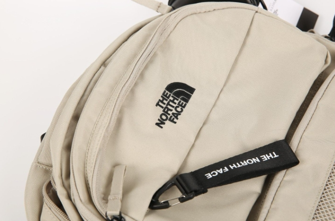 【全新品】[ザノースフェイス] The NORTH FACE ホワイトラベル 2024 デュアル バックパック リュック 男女兼用 DUAL BACKPACK FOR UNISEX NM2DQ06