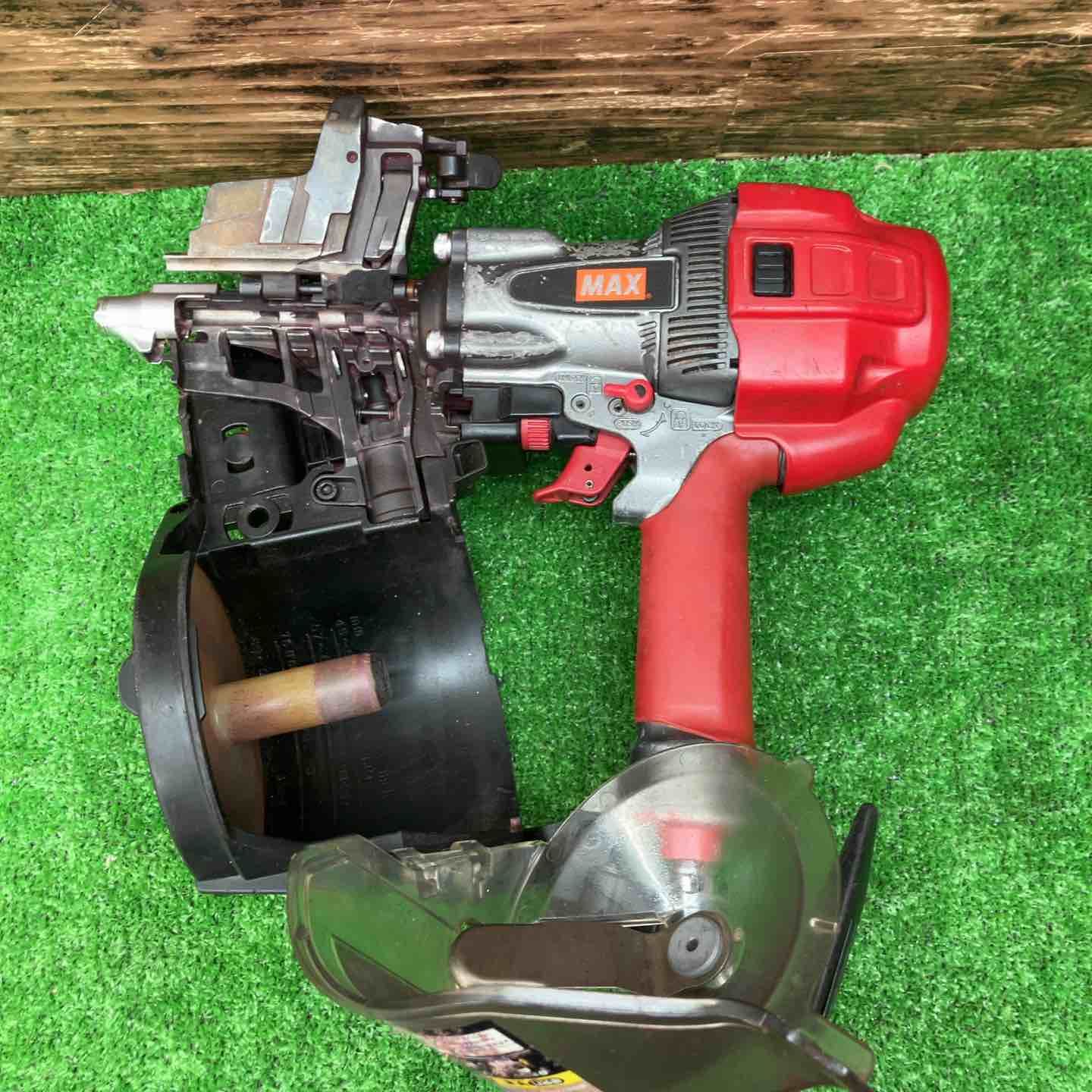 高圧エア釘打ち機