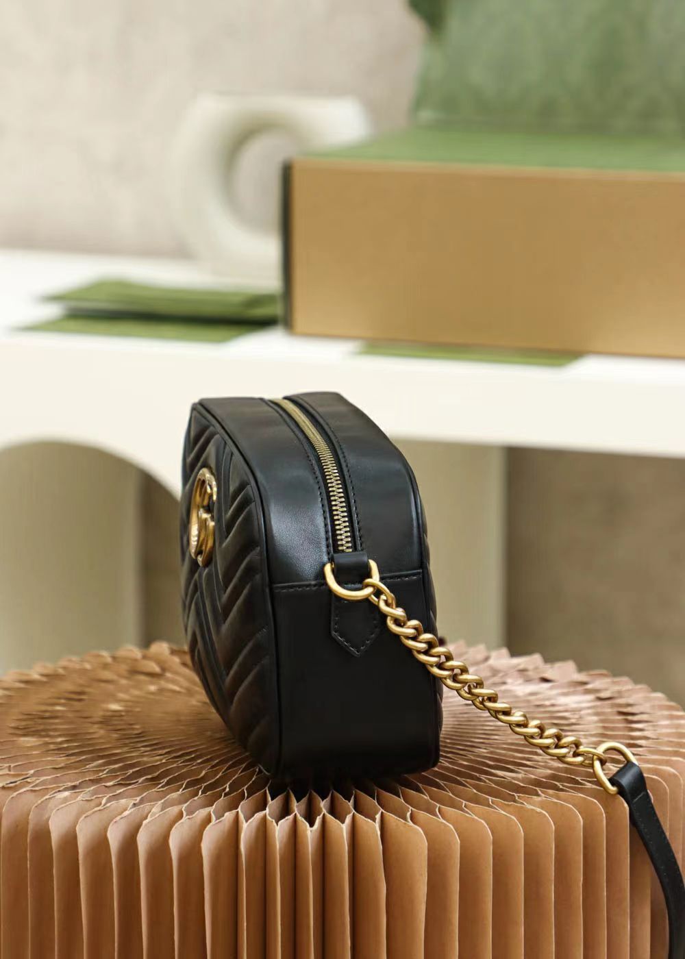 綺麗?GUCCI グッチ ggマーモント ショルダーバッグ - メルカリ