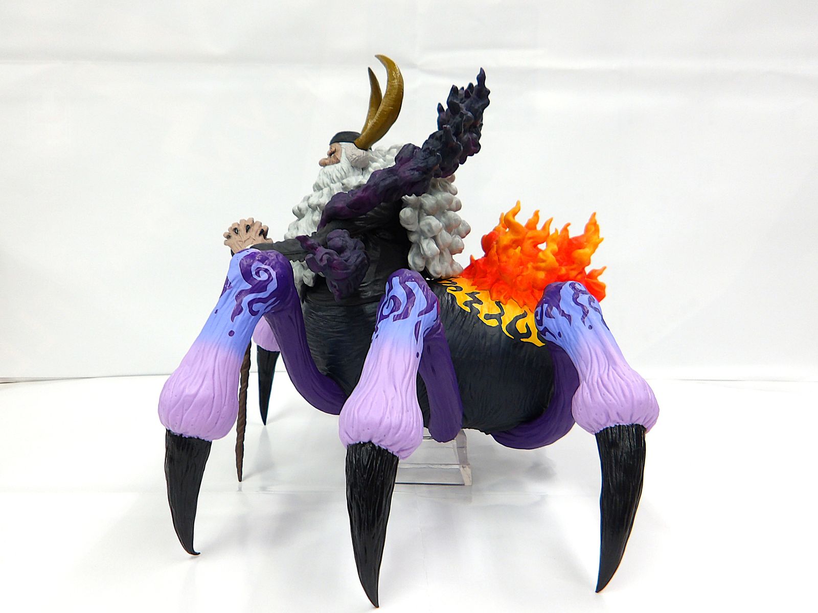 中古】 ジェイガルシア・サターン聖 一番くじ ワンピース 未来島