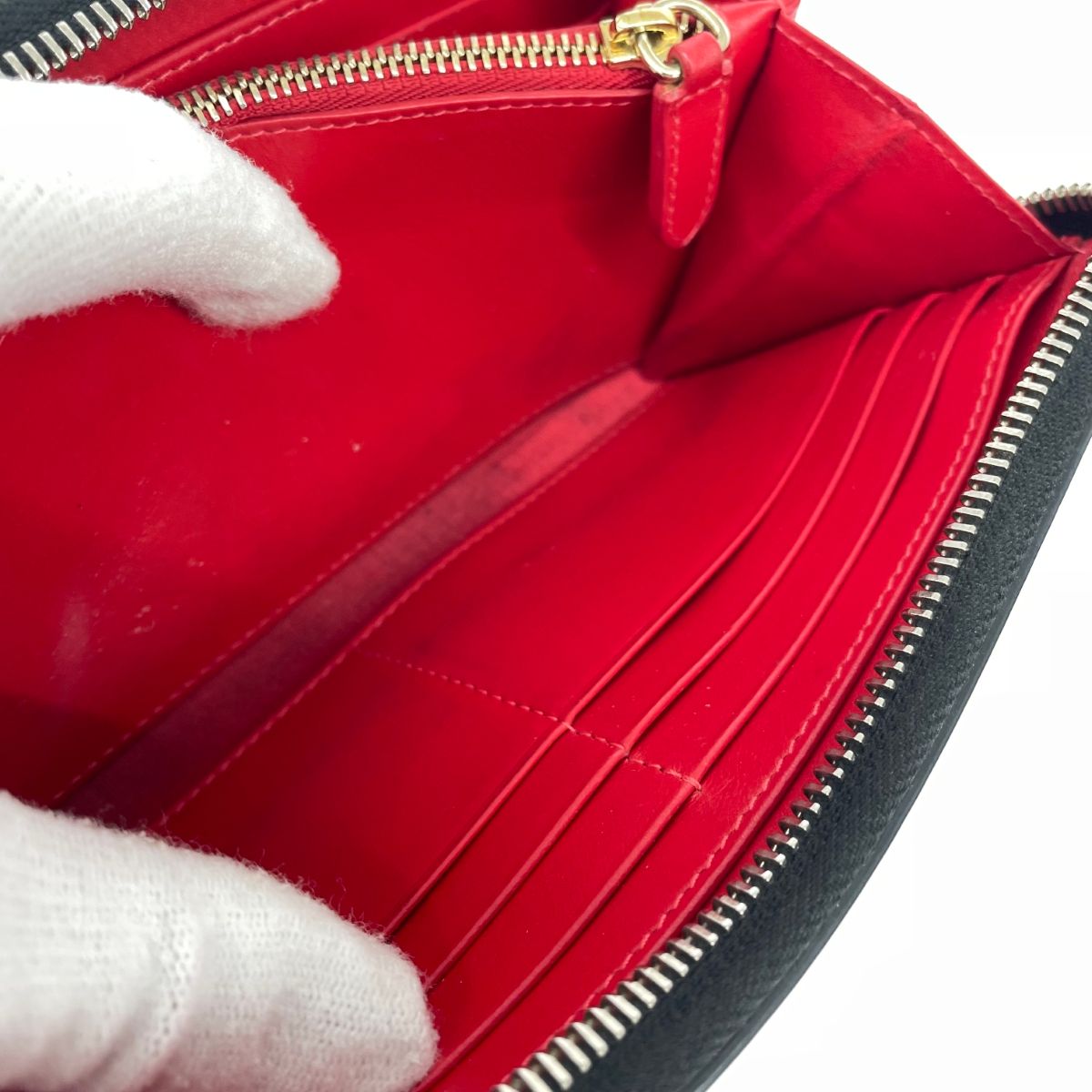 Christian Louboutin クリスチャンルブタン ラウンドファスナー 長財布 