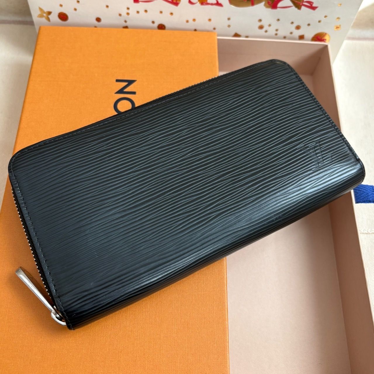 美品✨ルイヴィトン エピ 新型ジッピーウォレット ノワール 長財布 黒 極上美品】新型 ルイヴィトン エピ ジッピーウォレット 長財布