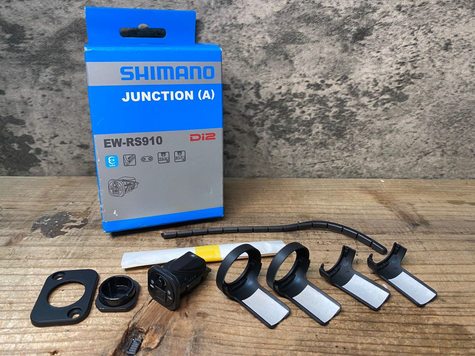IZ089 シマノ SHIMANO EW-RS910 ジャンクションA 2ポート Di2 接続確認 