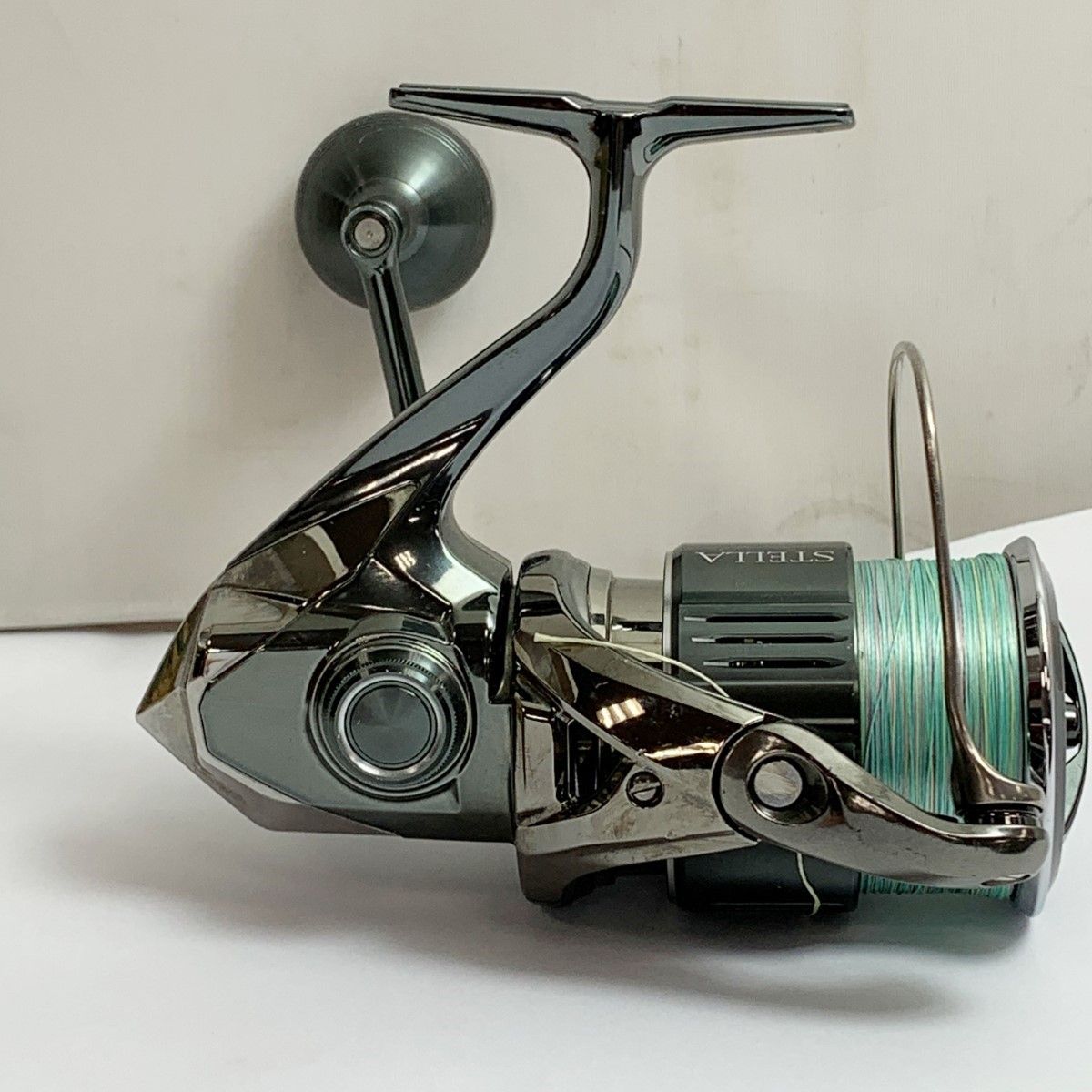 SHIMANO シマノ 22ステラC5000XG スピニングリール キズ、打痕跡、スレ