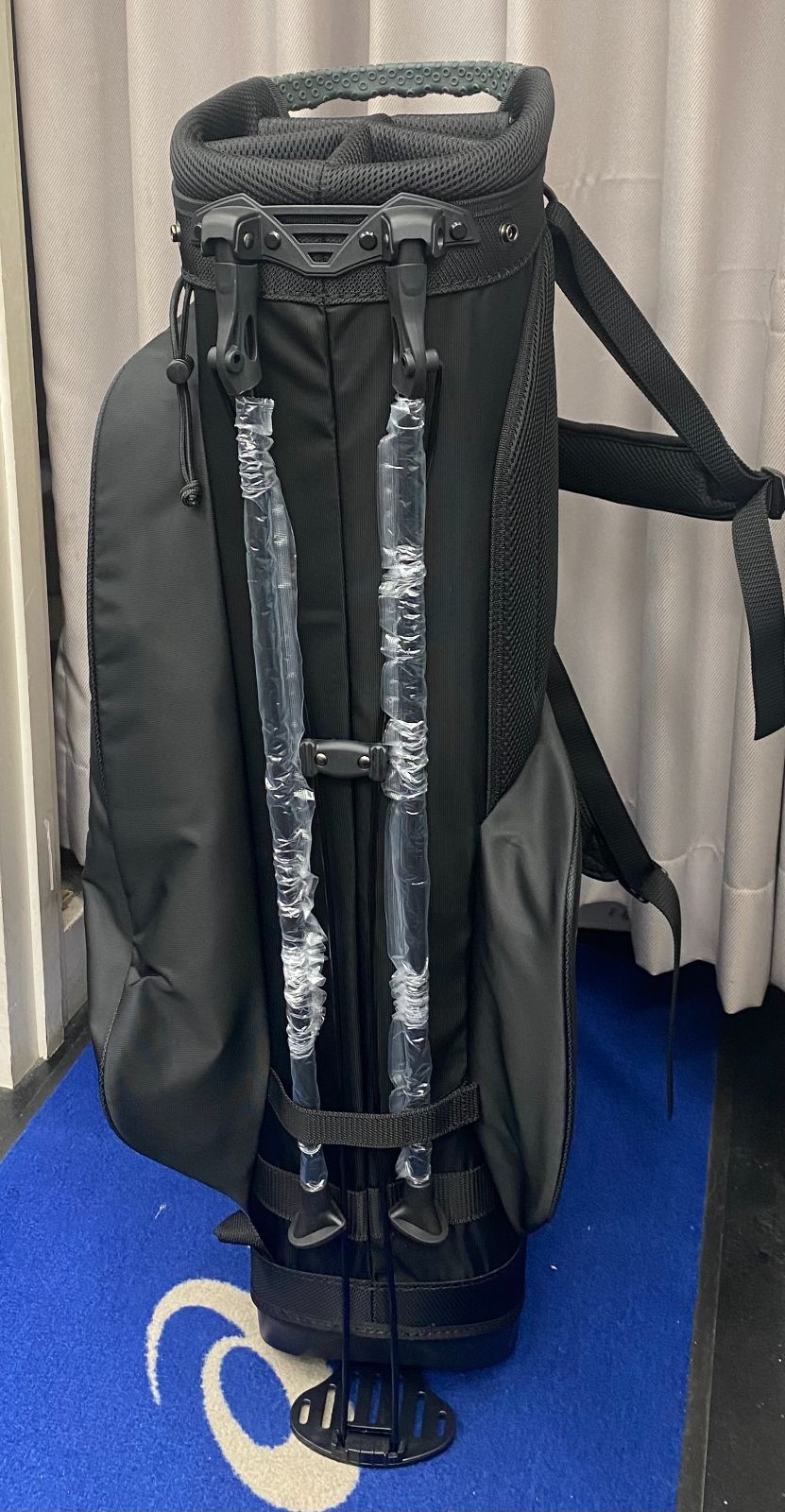 ファッション Cb ♥品 オークリー OAKLEY スタンド キャディバッグ 9.5型 FOS901968 Stand 18.0 ゴルフバッグ ゴルフ ブラック 葛西店 おしゃれ