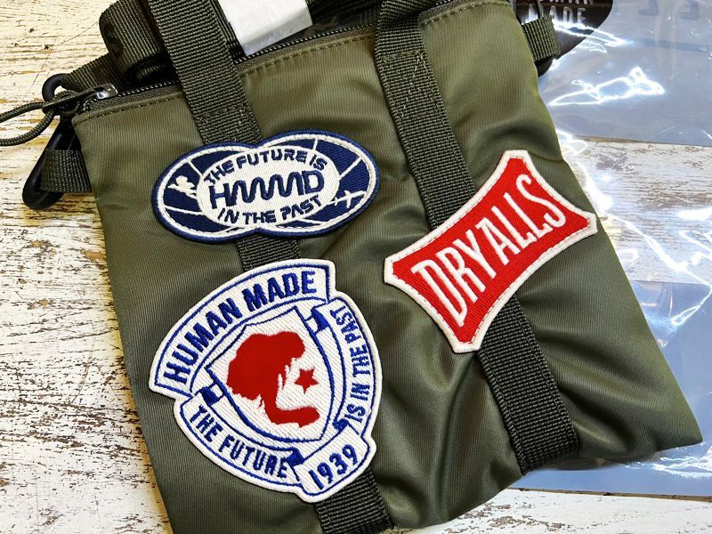 HUMAN MADE サコッシュ　ネイビー✖︎カーキ MANEUVER 倉敷帆布パラフィン加工 サコッシュ（カーキ×シルバー）