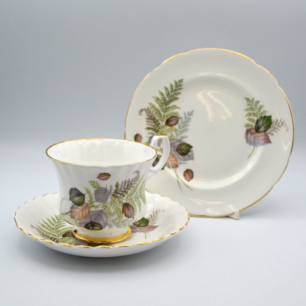 アンティーク 食器 トリオ ティーカップ＆ソーサー Royal Imperial