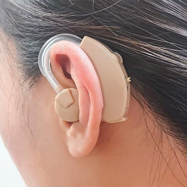 訳あり　極小で目立たない耳穴型集音器　補聴器　高音質　両耳セット　ボリューム付き zaccaman3_syuonki2