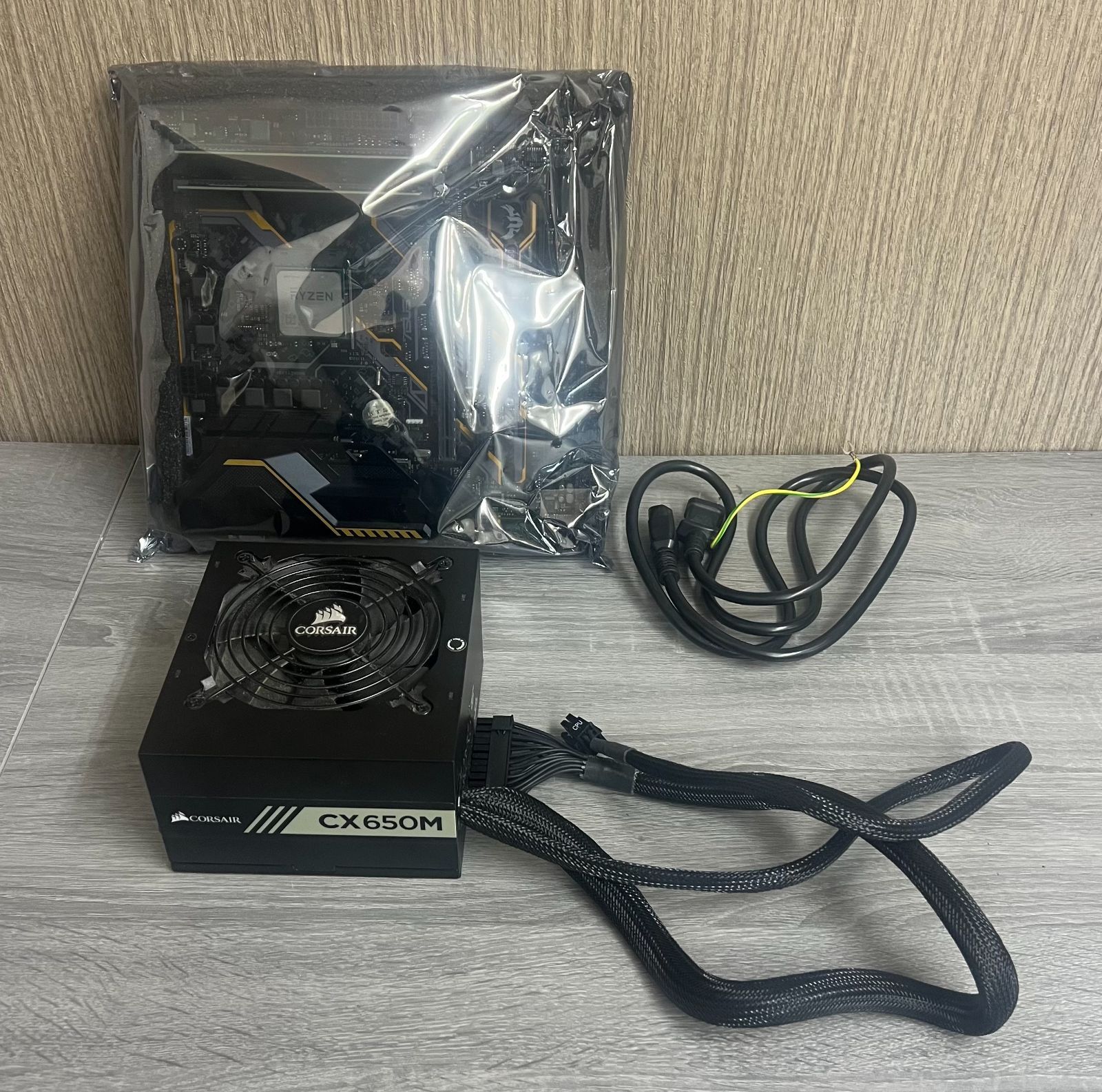 OT1【現状品】【詳細不明】CORSAIR CX650M RPS0029 電源ユニット ブラック パソコン基盤