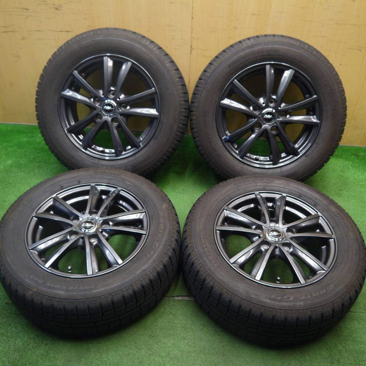 バリ溝！キレイ！9分☆スタッドレス 195/65R15 トーヨー ガリット G5 