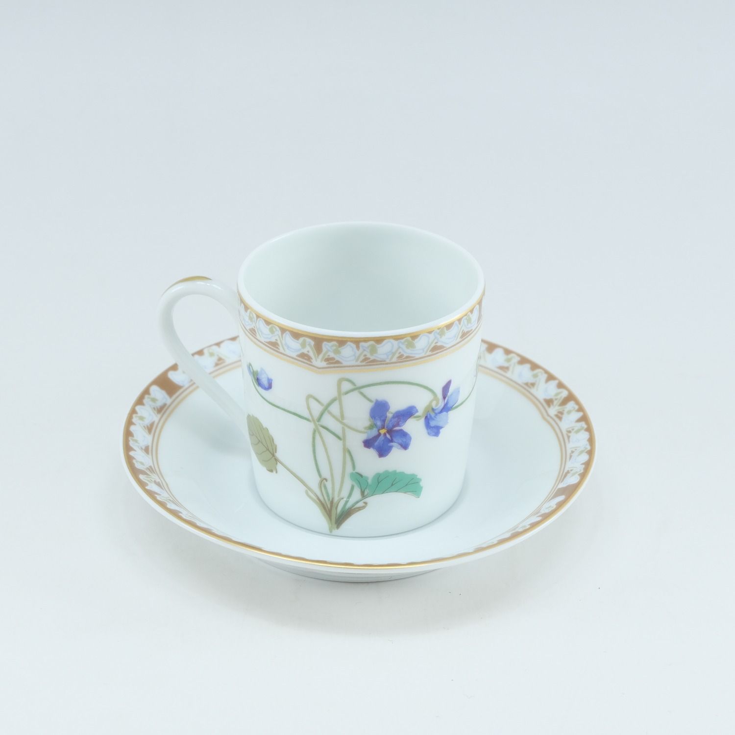 Haviland - HAVILAND アンペラトリス ユジェニー デミタスカップ&amp;ソーサー 未使用 Amazon.co.jp: アビランド HAVILAND アンペラトリスユジェニー