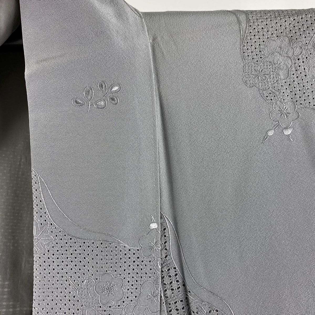 未着用　飯島輝也　小紋　江戸小紋　極鮫小紋　モノトーン　着物　032a d 未着用 飯島輝也 小紋 江戸小紋 極鮫小紋 モノトーン 着物 032a d 未着用