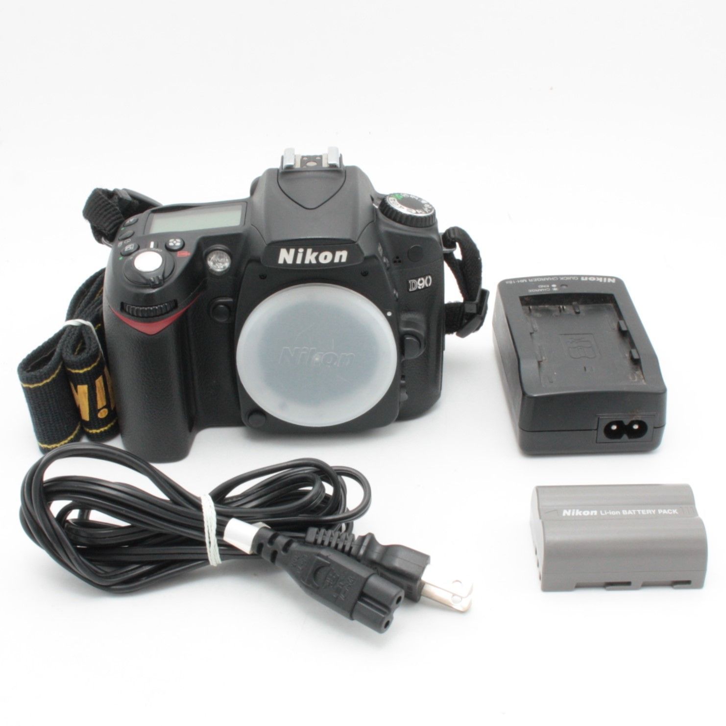 Nikon デジタル一眼レフカメラ D90 ボディ - メルカリ